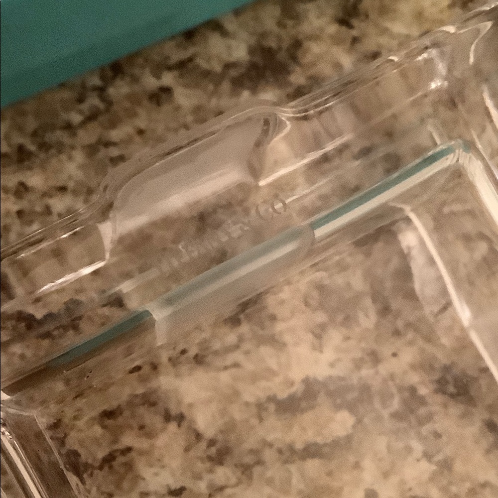 Tiffany crystal trinket box - Picture 2 of 4